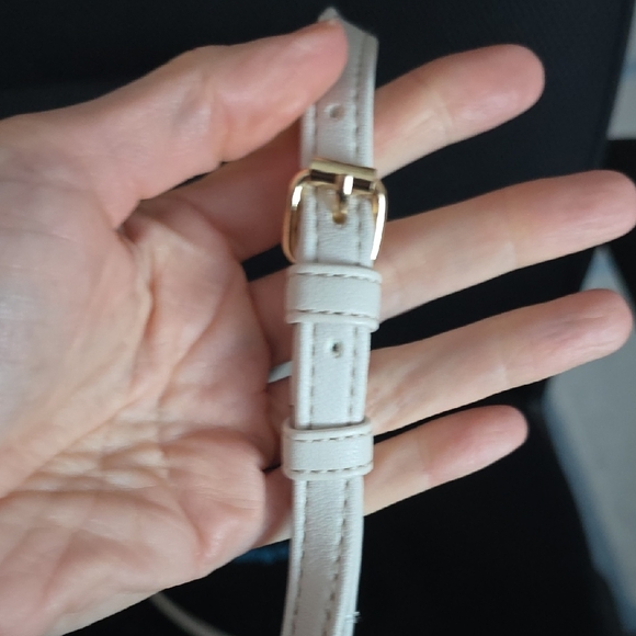 Juicy Couture Cream Quilted Shoulder Bag With Crossbody Strap - Picture 6 of 11